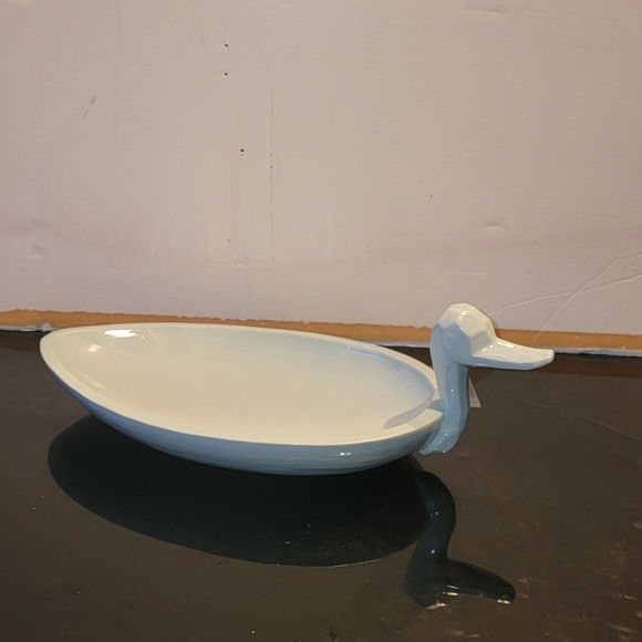 BEAUTIFUL VINTAGE BLUE SWAN PLATTER/ CENTER PIECE HEAVY SOAPSTONE 15 1/2 LONG - Picture 2 of 12